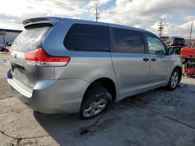 Photo 2 VIN: 5TDZK3DC1DS290159 - TOYOTA SIENNA 