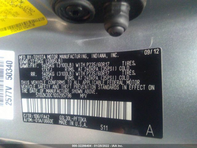 Photo 8 VIN: 5TDZK3DC1DS295796 - TOYOTA SIENNA 