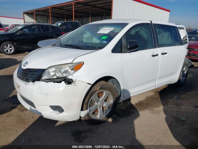 Photo 1 VIN: 5TDZK3DC1DS386583 - TOYOTA SIENNA 