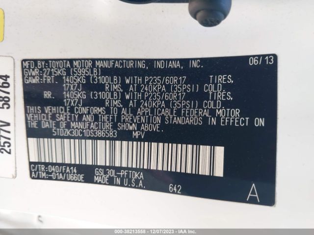 Photo 8 VIN: 5TDZK3DC1DS386583 - TOYOTA SIENNA 