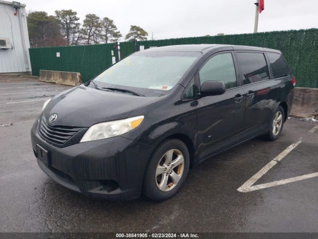 Photo 1 VIN: 5TDZK3DC1DS395719 - TOYOTA SIENNA 