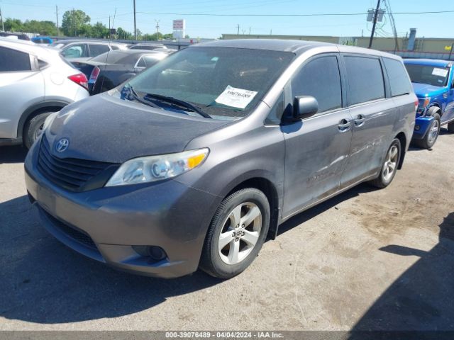 Photo 1 VIN: 5TDZK3DC1ES474194 - TOYOTA SIENNA 