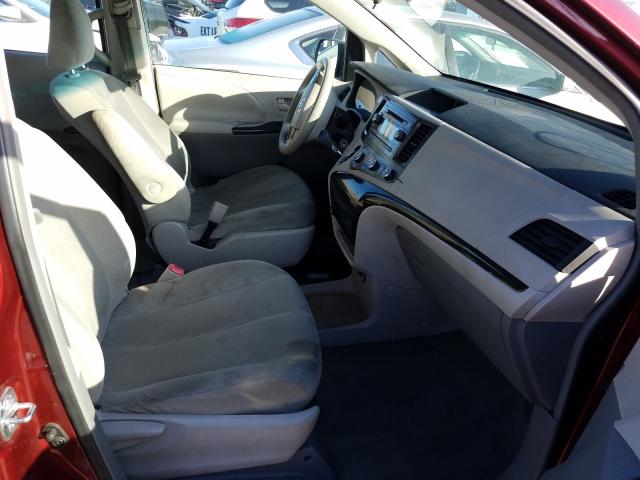 Photo 4 VIN: 5TDZK3DC2BS035971 - TOYOTA SIENNA 