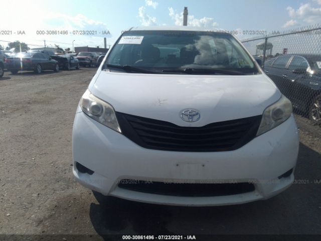 Photo 5 VIN: 5TDZK3DC2BS101225 - TOYOTA SIENNA 