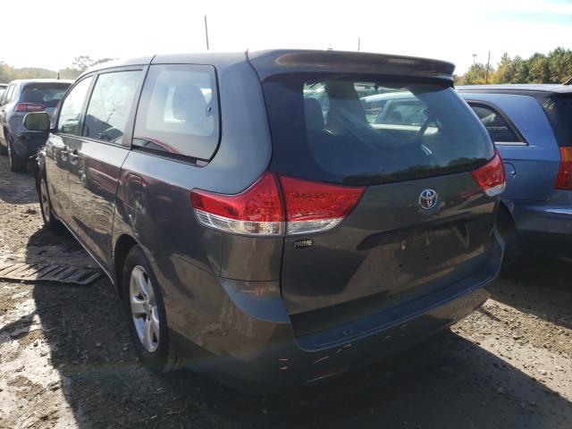 Photo 2 VIN: 5TDZK3DC2BS122947 - TOYOTA SIENNA 