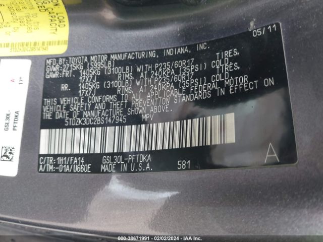 Photo 8 VIN: 5TDZK3DC2BS147945 - TOYOTA SIENNA 