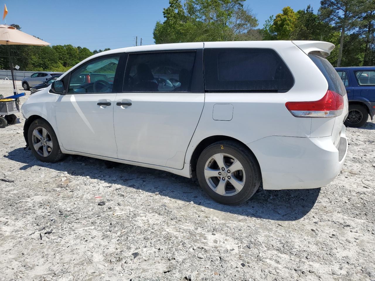 Photo 1 VIN: 5TDZK3DC2CS241504 - TOYOTA SIENNA 