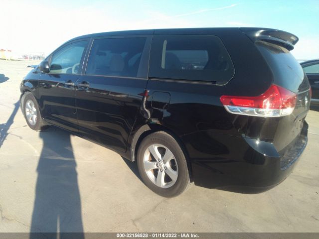 Photo 2 VIN: 5TDZK3DC2CS247772 - TOYOTA SIENNA 