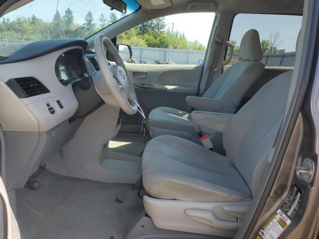 Photo 6 VIN: 5TDZK3DC2CS264541 - TOYOTA SIENNA 