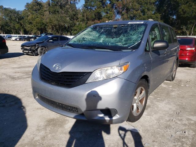 Photo 1 VIN: 5TDZK3DC2DS360512 - TOYOTA SIENNA 