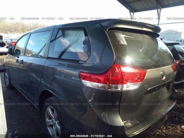 Photo 2 VIN: 5TDZK3DC2DS378170 - TOYOTA SIENNA 