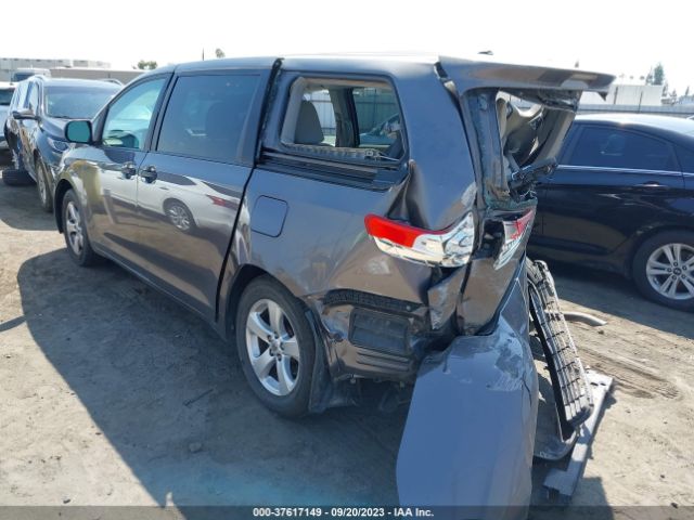 Photo 2 VIN: 5TDZK3DC2DS378928 - TOYOTA SIENNA 