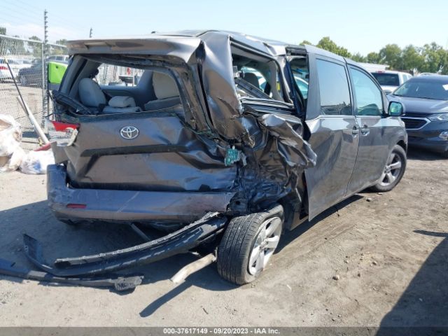 Photo 3 VIN: 5TDZK3DC2DS378928 - TOYOTA SIENNA 