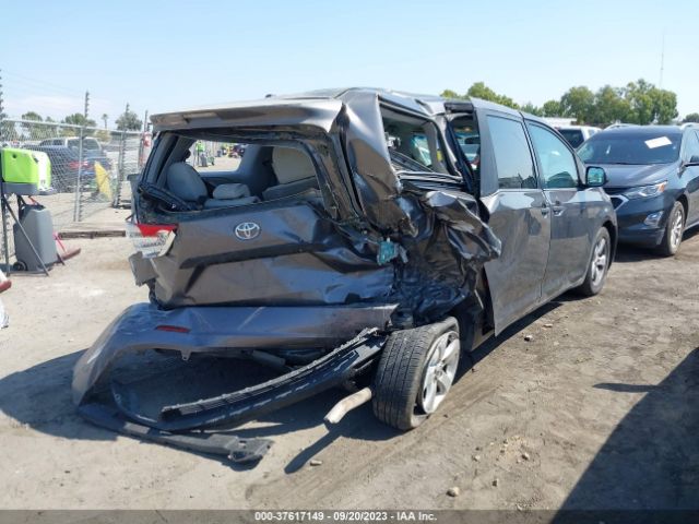 Photo 5 VIN: 5TDZK3DC2DS378928 - TOYOTA SIENNA 