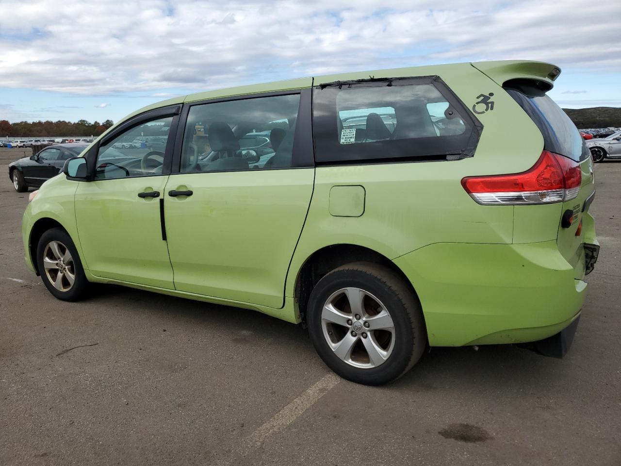 Photo 1 VIN: 5TDZK3DC2ES489304 - TOYOTA SIENNA 