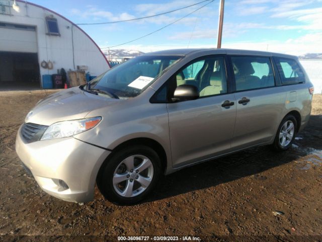 Photo 1 VIN: 5TDZK3DC2FS555982 - TOYOTA SIENNA 