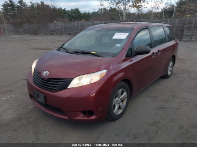 Photo 1 VIN: 5TDZK3DC2FS665348 - TOYOTA SIENNA 