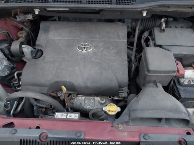 Photo 9 VIN: 5TDZK3DC2FS665348 - TOYOTA SIENNA 