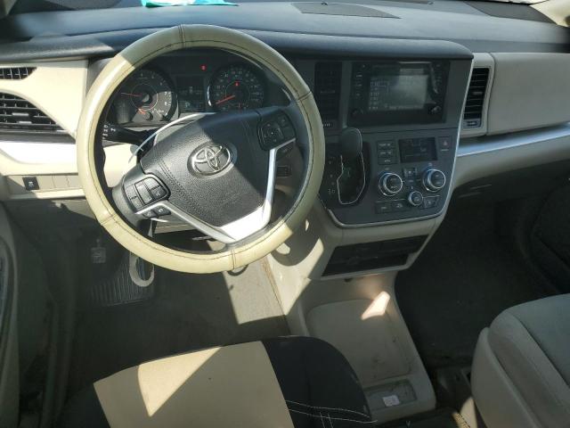 Photo 7 VIN: 5TDZK3DC2GS744679 - TOYOTA SIENNA 