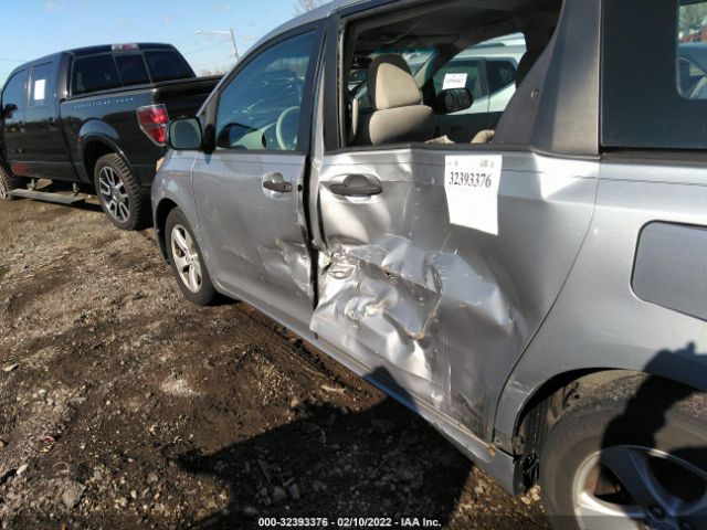 Photo 5 VIN: 5TDZK3DC3BS040743 - TOYOTA SIENNA 