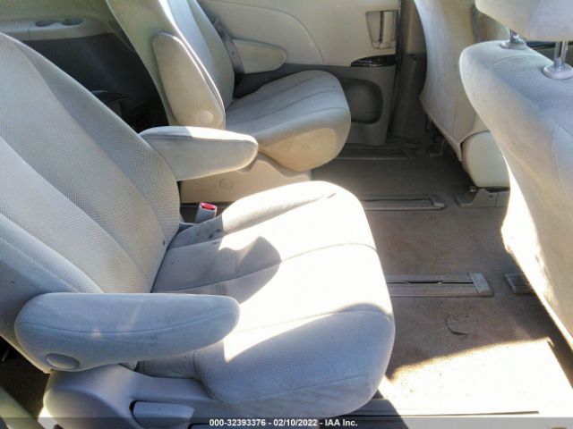 Photo 7 VIN: 5TDZK3DC3BS040743 - TOYOTA SIENNA 