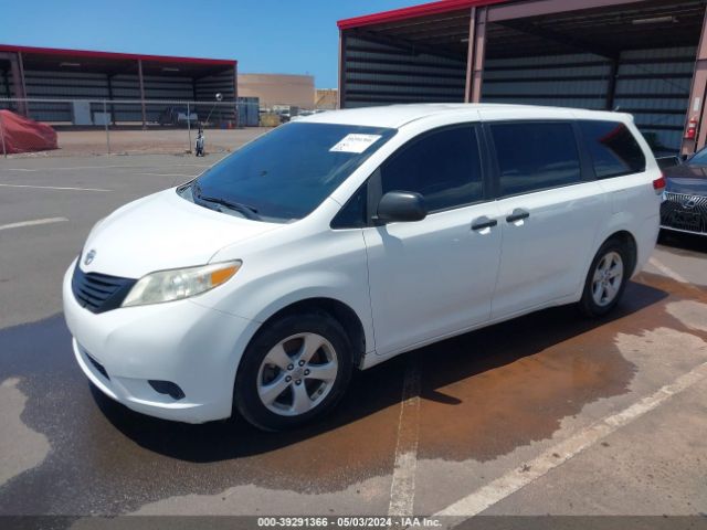 Photo 1 VIN: 5TDZK3DC3BS092891 - TOYOTA SIENNA 