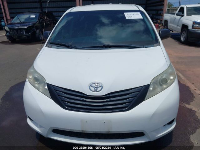 Photo 5 VIN: 5TDZK3DC3BS092891 - TOYOTA SIENNA 