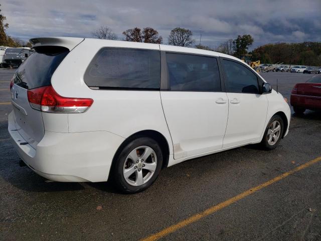 Photo 2 VIN: 5TDZK3DC3BS147517 - TOYOTA SIENNA 