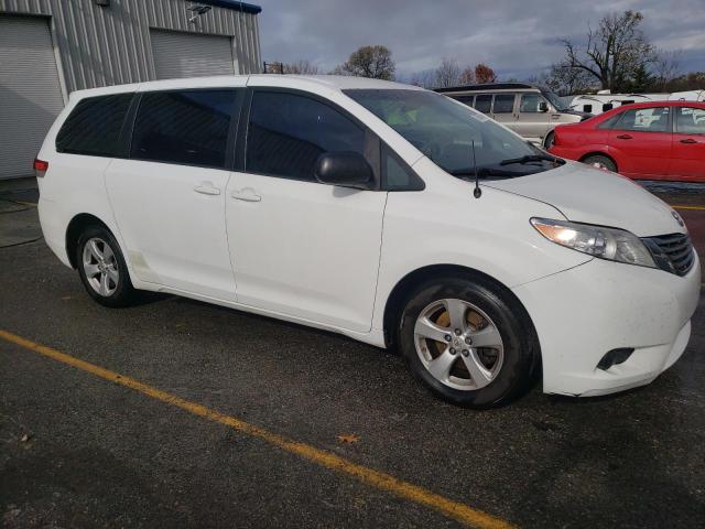 Photo 3 VIN: 5TDZK3DC3BS147517 - TOYOTA SIENNA 