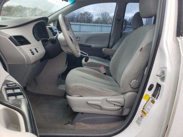 Photo 6 VIN: 5TDZK3DC3BS147517 - TOYOTA SIENNA 