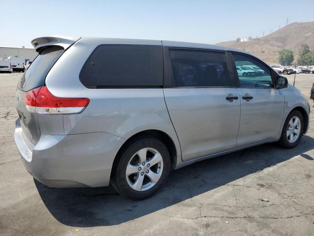 Photo 2 VIN: 5TDZK3DC3DS301730 - TOYOTA SIENNA 