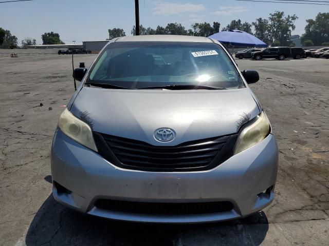 Photo 4 VIN: 5TDZK3DC3DS301730 - TOYOTA SIENNA 