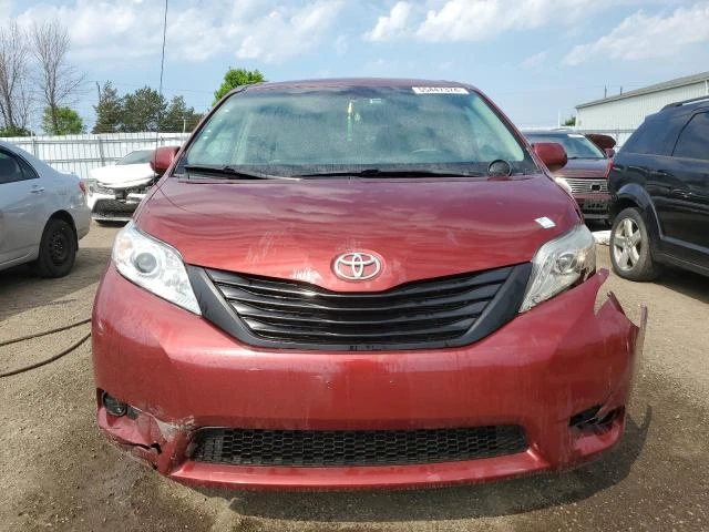 Photo 4 VIN: 5TDZK3DC3DS313585 - TOYOTA SIENNA 