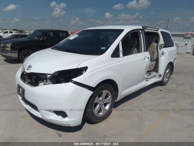 Photo 1 VIN: 5TDZK3DC3DS380591 - TOYOTA SIENNA 