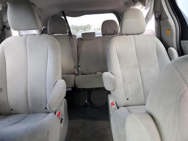 Photo 9 VIN: 5TDZK3DC3DS388738 - TOYOTA SIENNA 