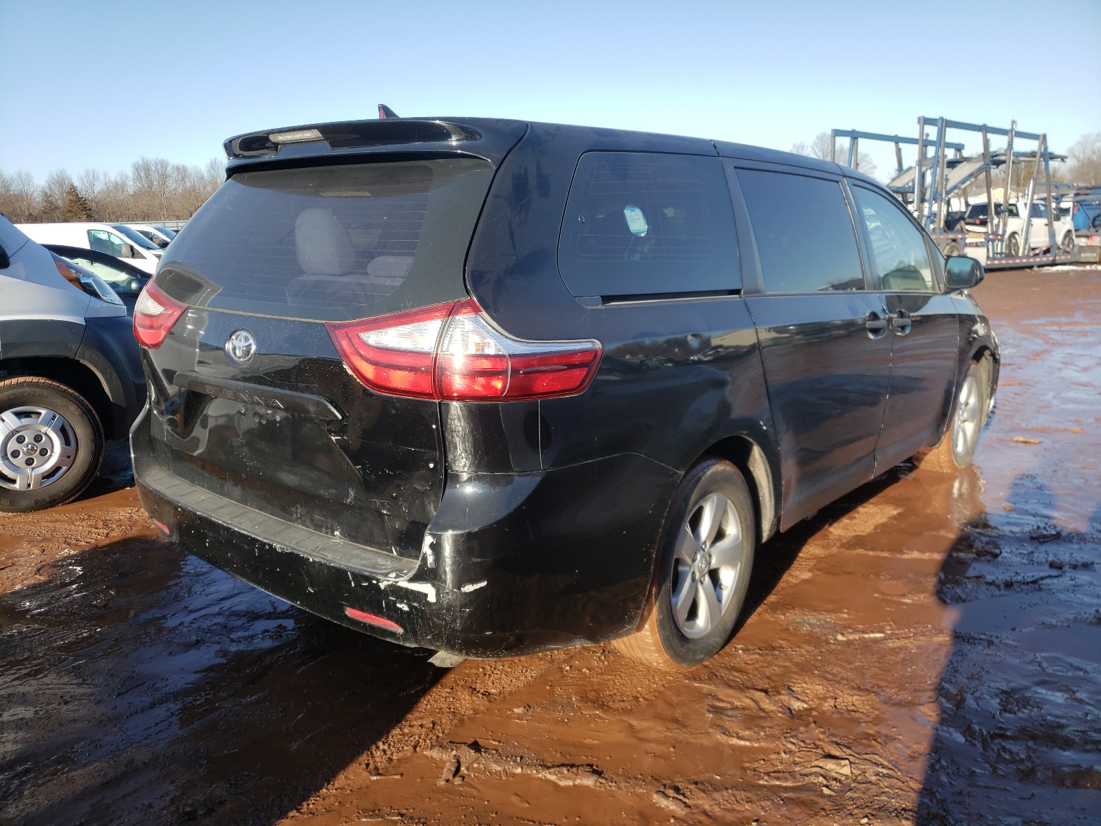 Photo 3 VIN: 5TDZK3DC3FS537622 - TOYOTA SIENNA 