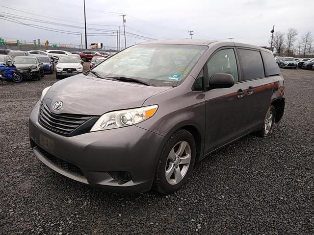 Photo 1 VIN: 5TDZK3DC3GS722416 - TOYOTA SIENNA 