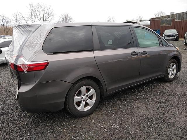 Photo 2 VIN: 5TDZK3DC3GS722416 - TOYOTA SIENNA 