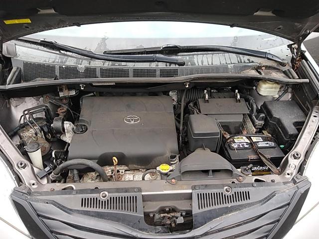 Photo 9 VIN: 5TDZK3DC3GS722416 - TOYOTA SIENNA 