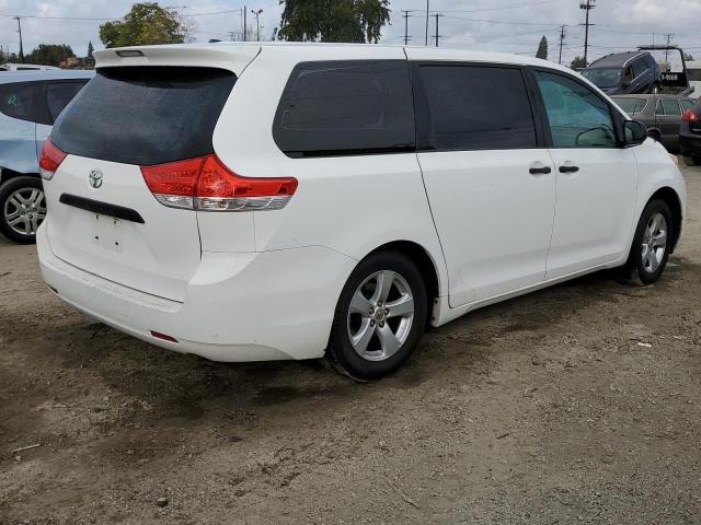 Photo 2 VIN: 5TDZK3DC4BS019075 - TOYOTA SIENNA 