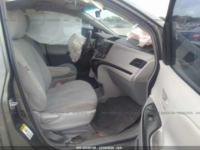 Photo 4 VIN: 5TDZK3DC4BS025894 - TOYOTA SIENNA 