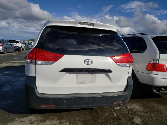 Photo 5 VIN: 5TDZK3DC4BS135781 - TOYOTA SIENNA 