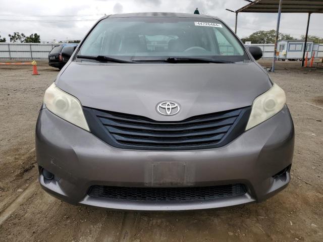 Photo 4 VIN: 5TDZK3DC4BS155531 - TOYOTA SIENNA 