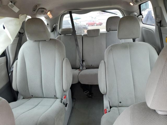 Photo 9 VIN: 5TDZK3DC4BS155531 - TOYOTA SIENNA 