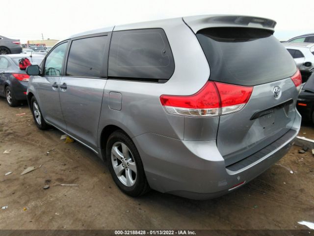 Photo 2 VIN: 5TDZK3DC4CS255968 - TOYOTA SIENNA 