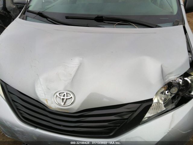 Photo 9 VIN: 5TDZK3DC4CS255968 - TOYOTA SIENNA 