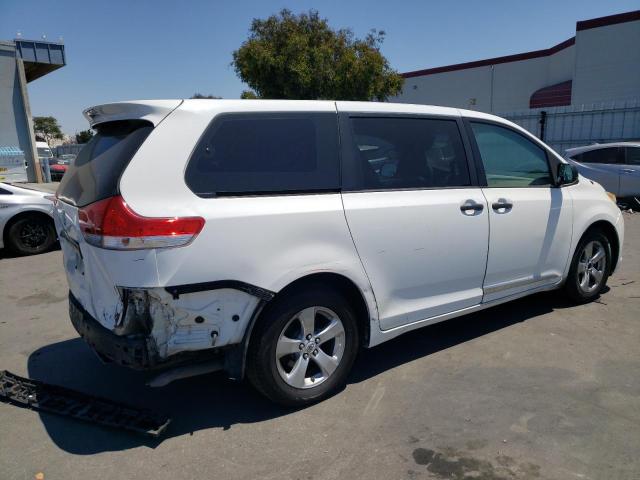 Photo 2 VIN: 5TDZK3DC4DS280208 - TOYOTA SIENNA 