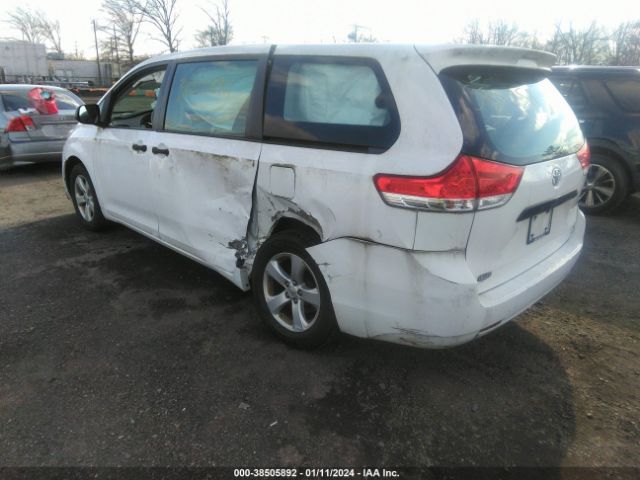 Photo 5 VIN: 5TDZK3DC4DS288454 - TOYOTA SIENNA 