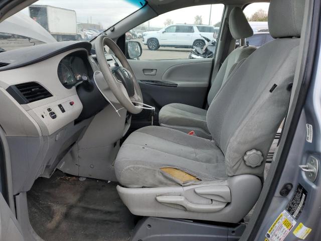 Photo 6 VIN: 5TDZK3DC4DS368787 - TOYOTA SIENNA 