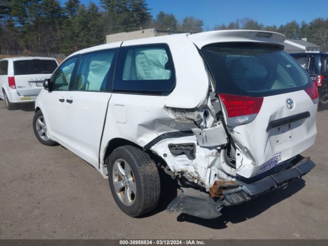 Photo 2 VIN: 5TDZK3DC4ES455767 - TOYOTA SIENNA 